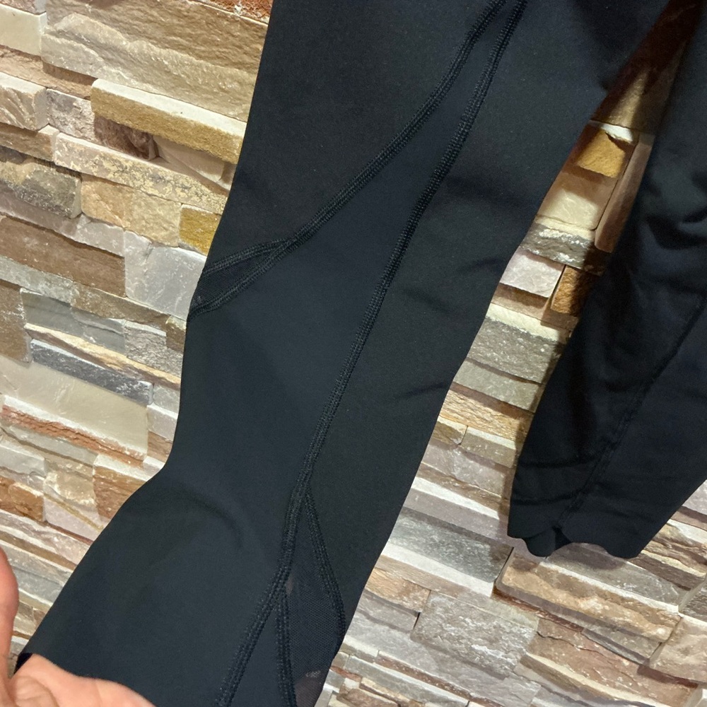 Lululemon Athletica Black High-Rise Capri - Picture 4 of 5